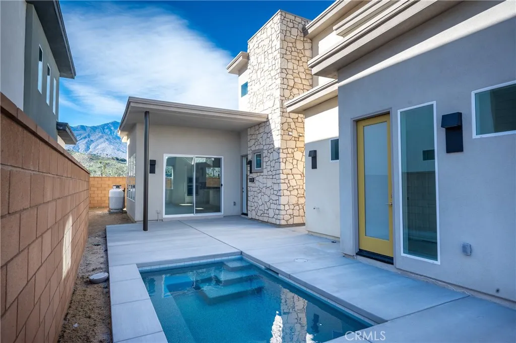 2639 Prairie Rose Lane, Palm Springs, California 92264 home-pic-3