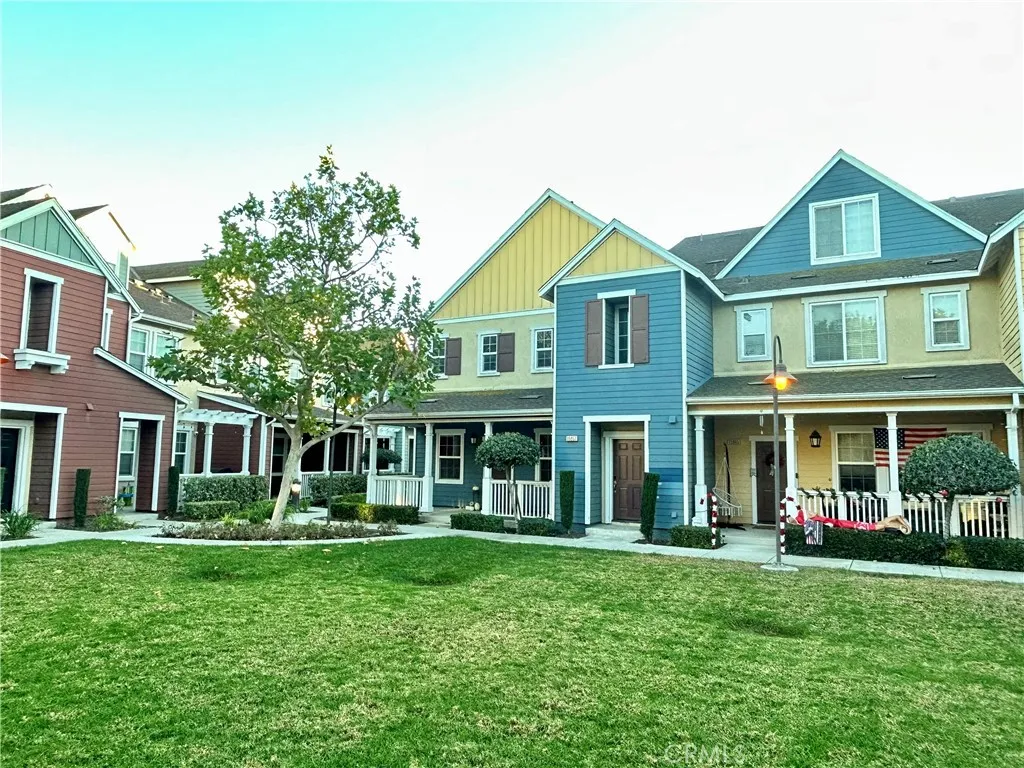 15867 Birdfeeder, Chino, California 91708 home-pic-1