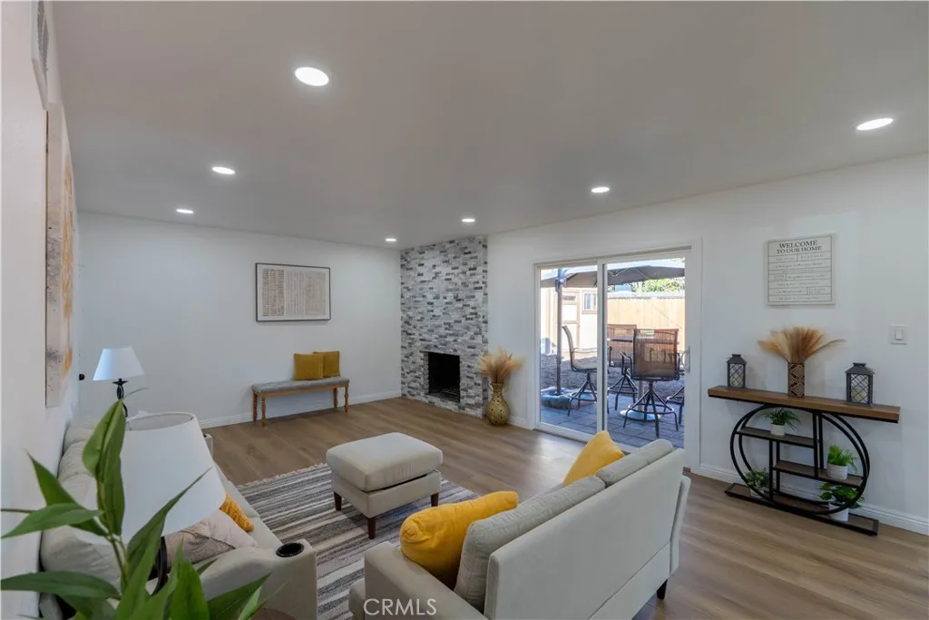 4065 Madrona, Riverside, California 92504 home-pic-4