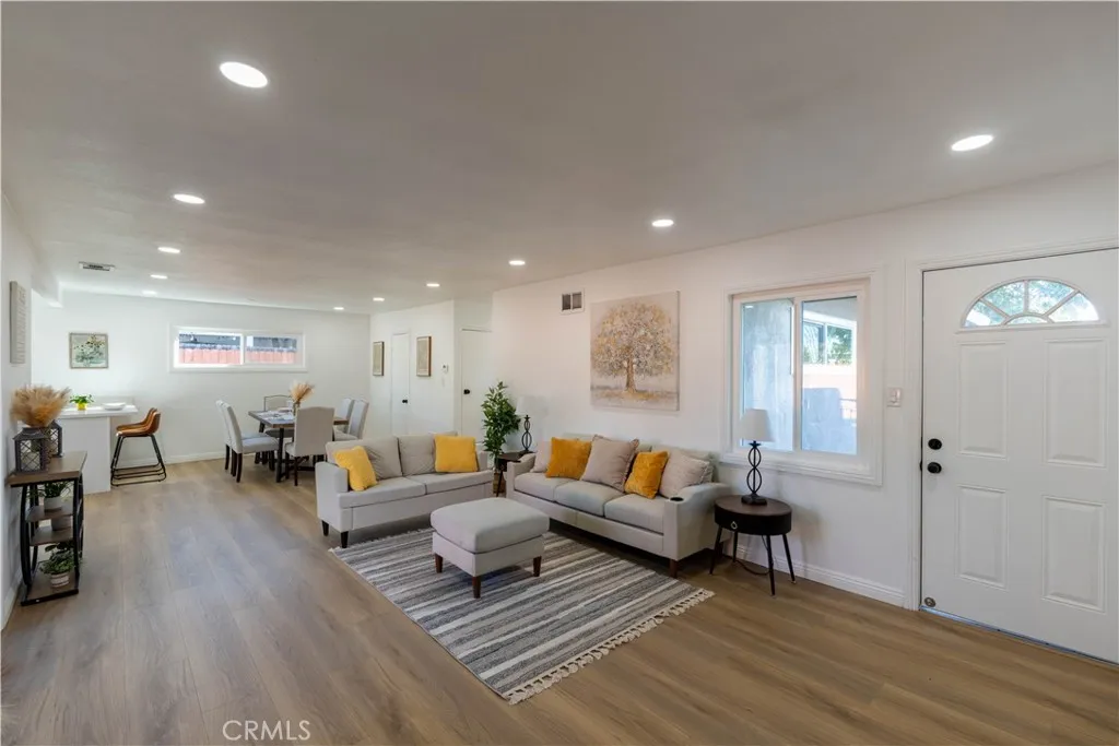 4065 Madrona, Riverside, California 92504 home-pic-3
