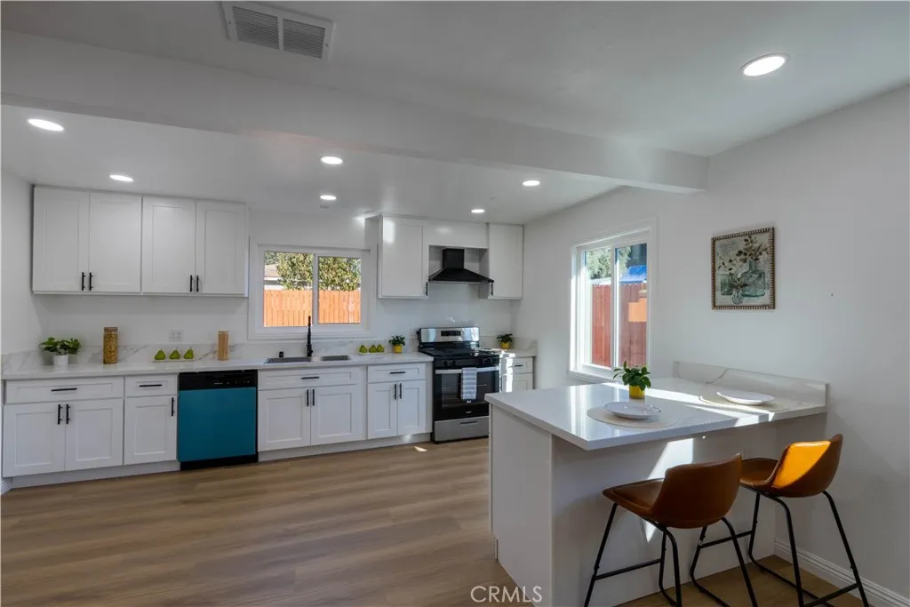 4065 Madrona, Riverside, California 92504 home-pic-9