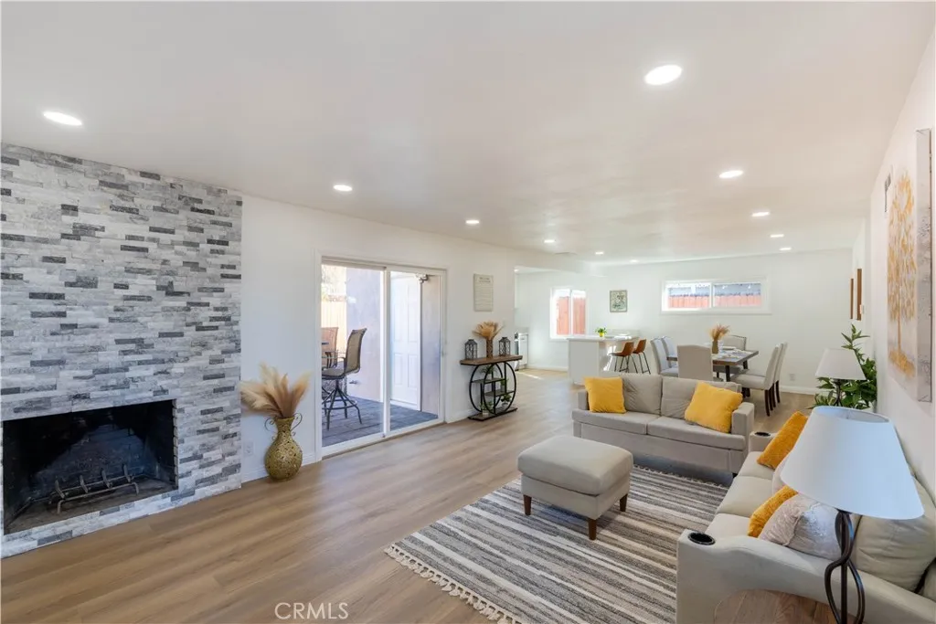 4065 Madrona, Riverside, California 92504 home-pic-1
