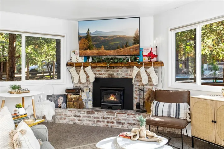 54830 S Circle, Idyllwild, California 92549
