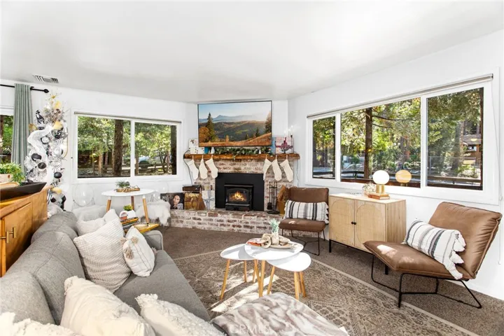 54830 S Circle, Idyllwild, California 92549