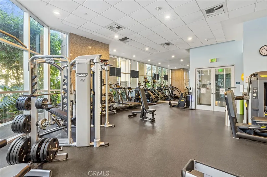 801 S Grand 1611, Los Angeles, California 90017 home-pic-16