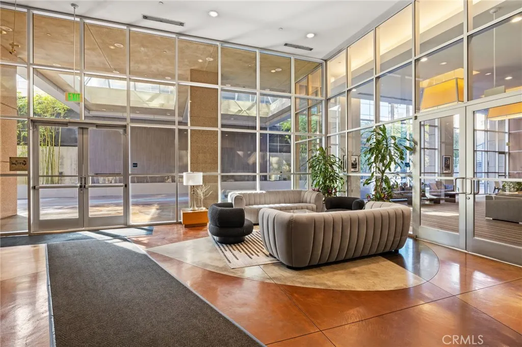 801 S Grand 1611, Los Angeles, California 90017 home-pic-13