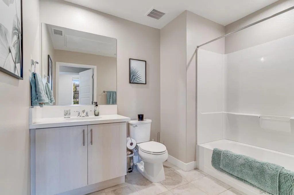 2804 Avella Circle, San Diego, California 92108 home-pic-18