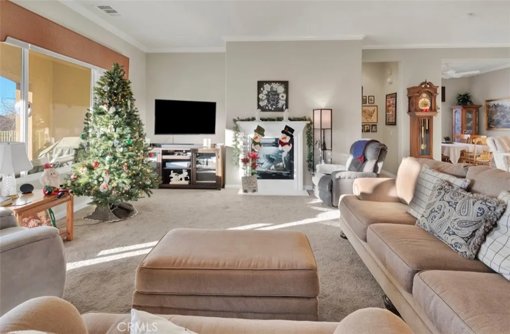 10266 Lakeshore, Apple Valley, California 92308 home-pic-5