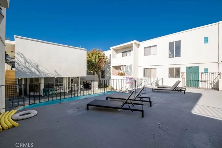 10749 New Haven Street 18, Sun Valley, California 91352