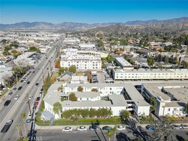 10749 New Haven Street 18, Sun Valley, California 91352