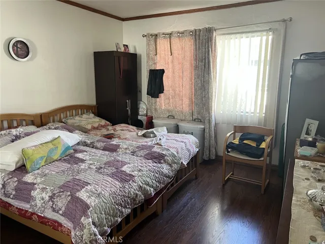 10749 New Haven Street 18, Sun Valley, California 91352