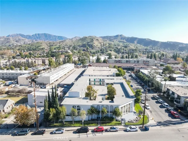 10749 New Haven Street 18, Sun Valley, California 91352
