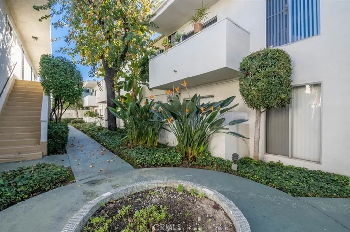 10749 New Haven Street 18, Sun Valley, California 91352