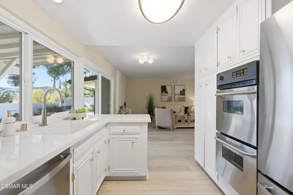 1516 Gladstone Drive, Sacramento, CA 95864 home-pic-9