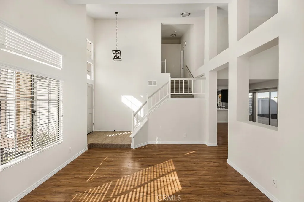 13410 Crystal Springs, Corona, California 92883 home-pic-4