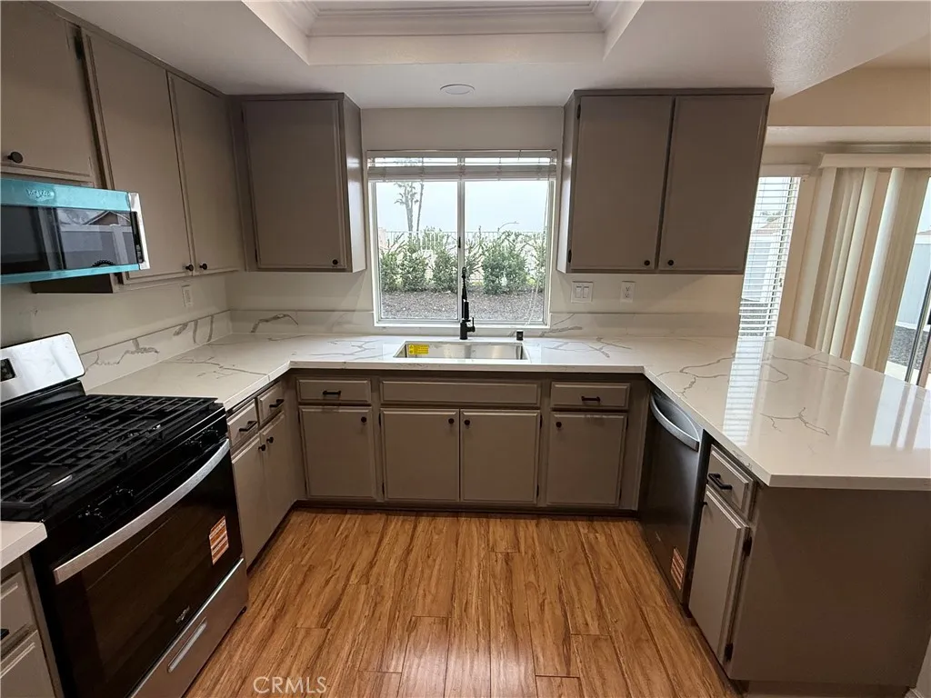13410 Crystal Springs, Corona, California 92883 home-pic-9