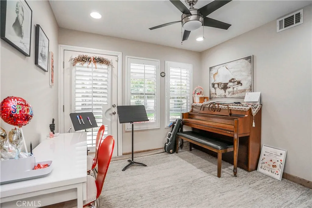8542 Emerywood Drive, Buena Park, California 90621 home-pic-35