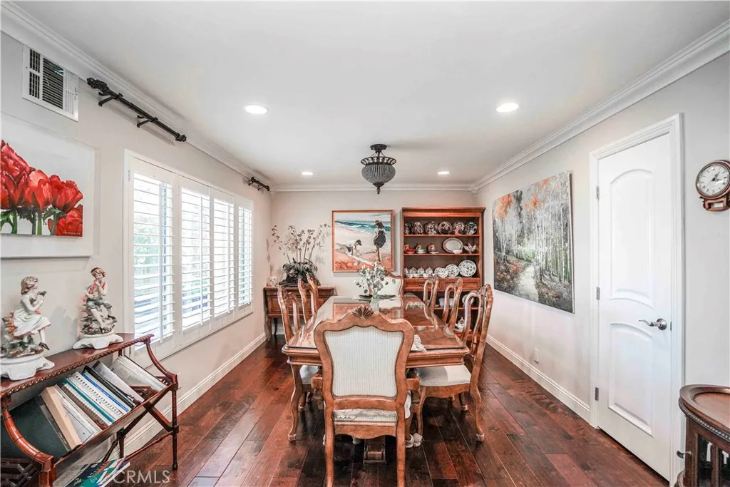 8542 Emerywood Drive, Buena Park, California 90621 home-pic-17