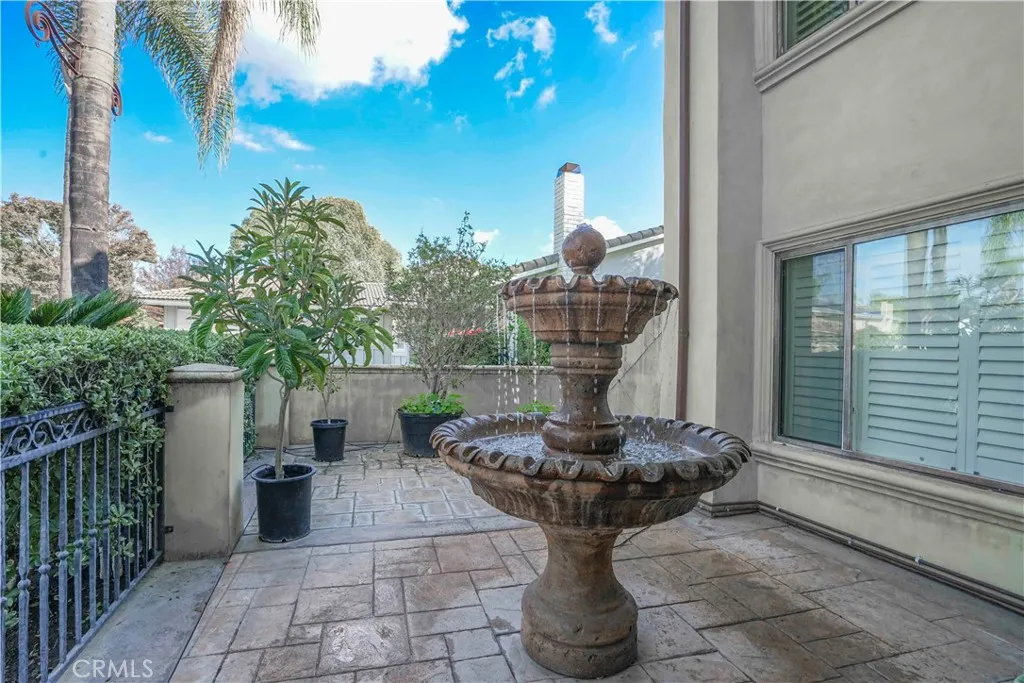 8542 Emerywood Drive, Buena Park, California 90621 home-pic-11