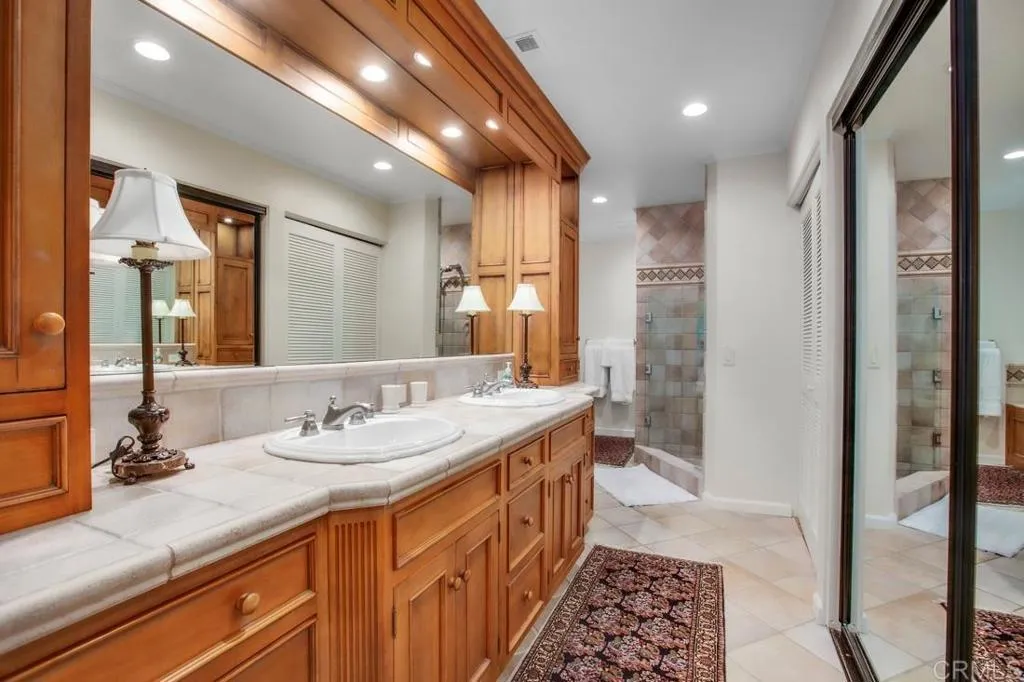 Master Bath/Spa