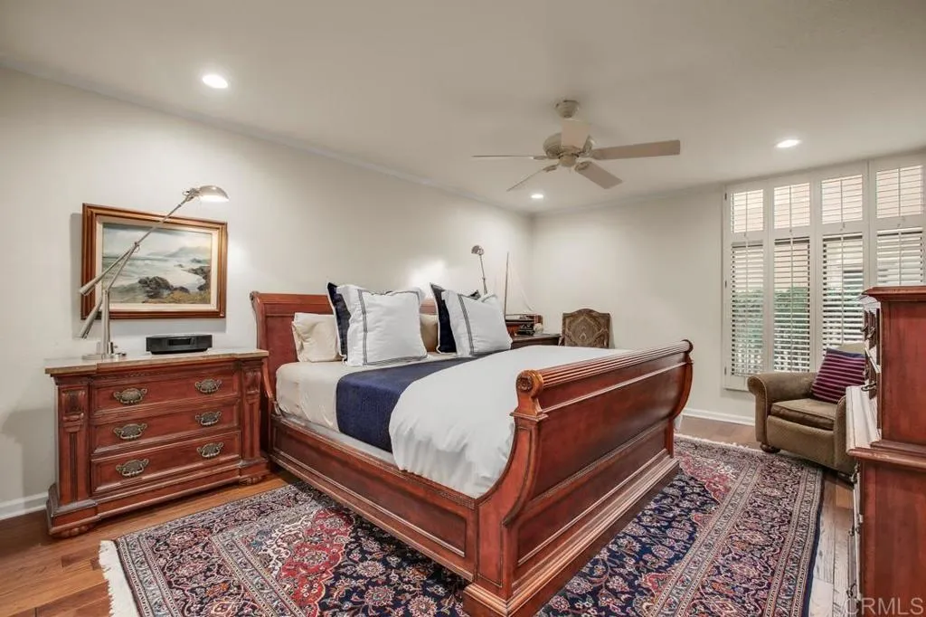 Spacious and luxurious primary bedroom with en-suite bathroom.