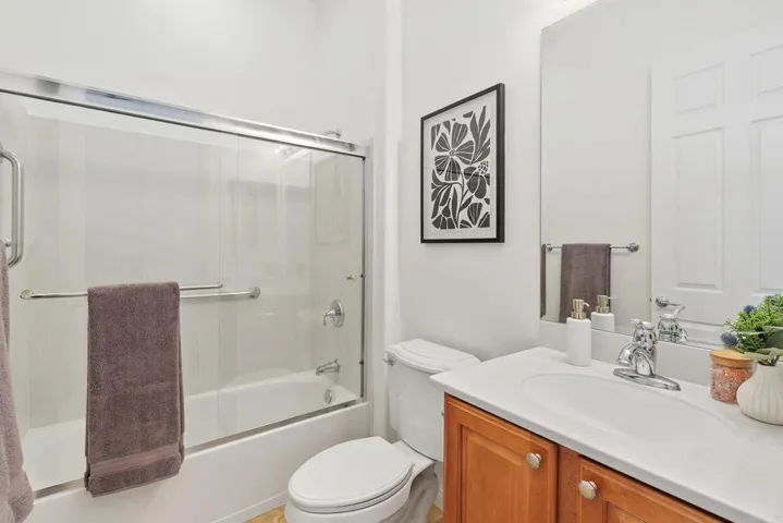 Second Bedroom En-Suite