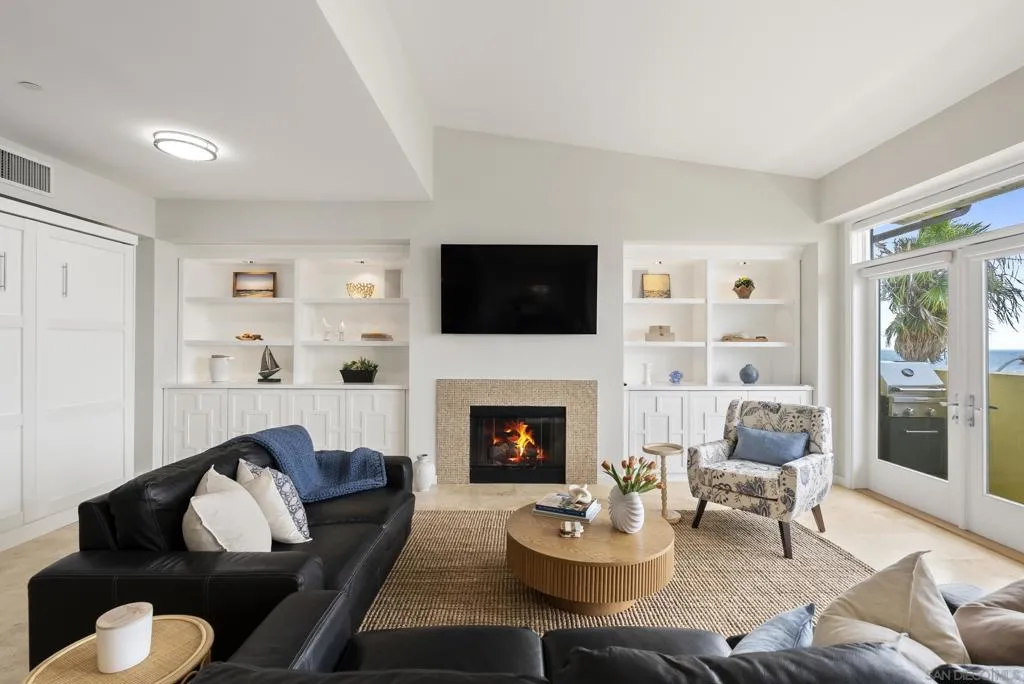 5420 La Jolla Blvd