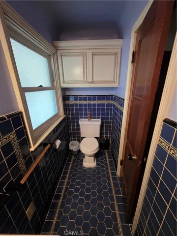 Bathroom 1st Floor