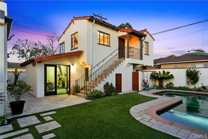 790 Santiago, Long Beach, California 90804