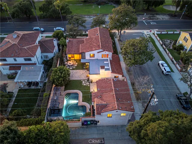 790 Santiago, Long Beach, California 90804