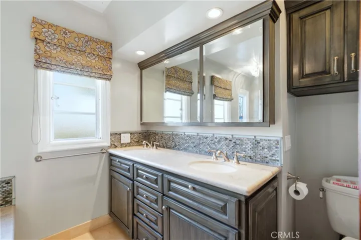 790 Santiago, Long Beach, California 90804