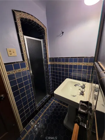 Bathroom 1st Floor