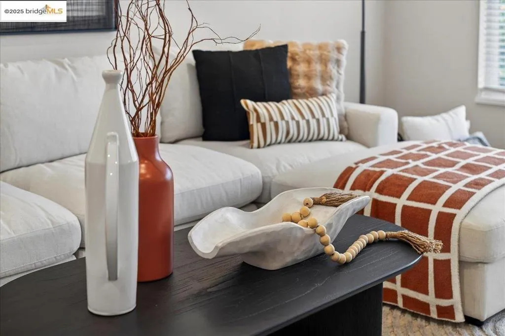 17957 Rockhurst Rd, Castro Valley, California 94546 home-pic-18