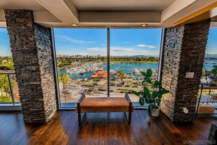 1710 Avenida Del Mundo 708, Coronado, California 92118