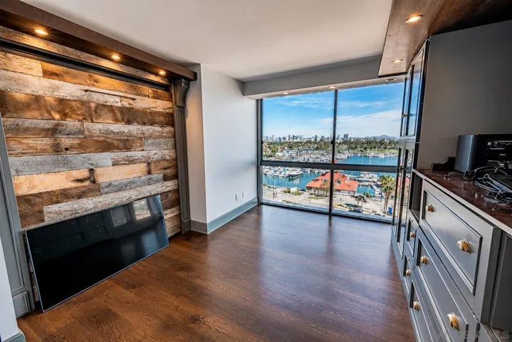 1710 Avenida Del Mundo 708, Coronado, California 92118