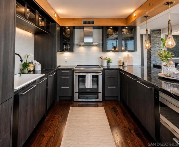 1710 Avenida Del Mundo 708, Coronado, California 92118