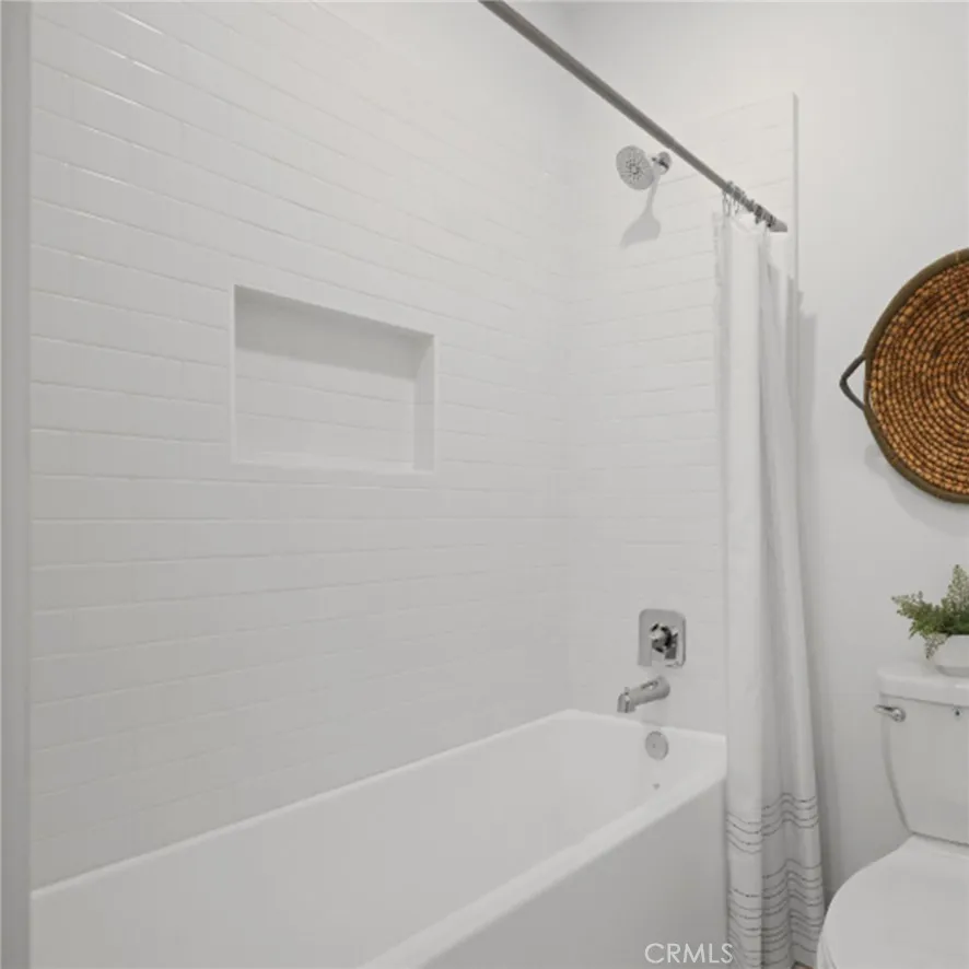 29519 Corte Azulejo, Valencia, California 91354 home-pic-28