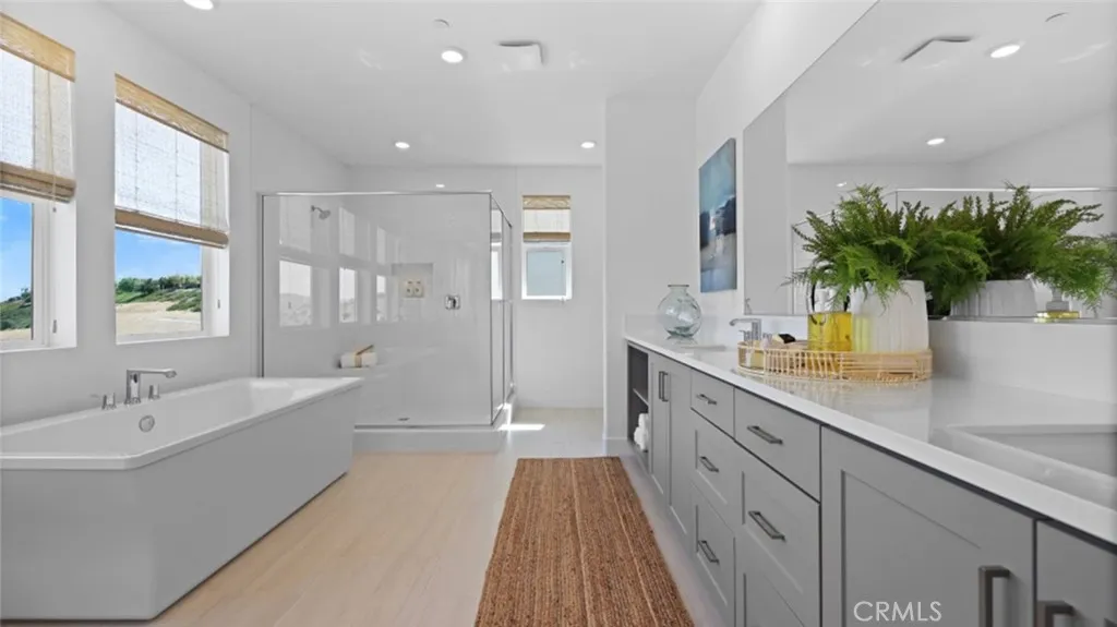 29519 Corte Azulejo, Valencia, California 91354 home-pic-21