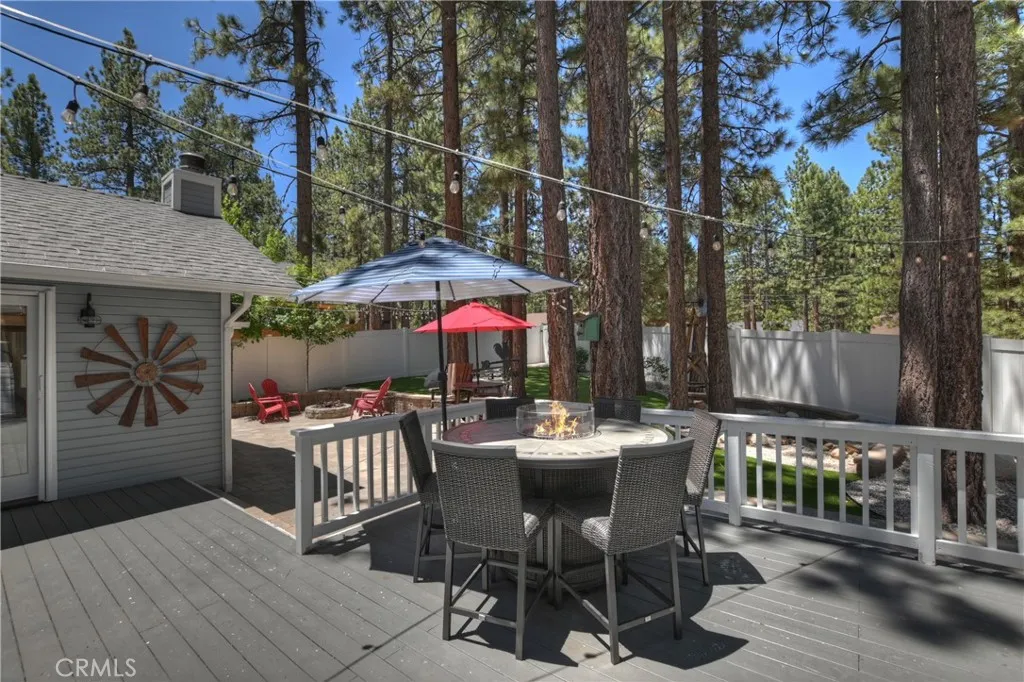 457 Woodside, Big Bear City, California 92314 home-pic-14