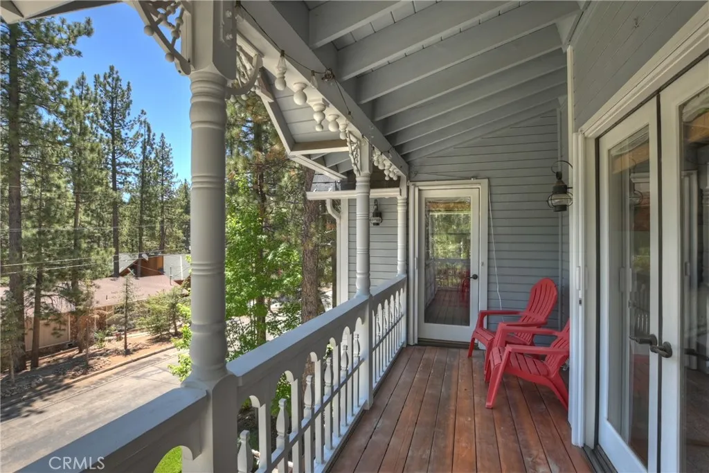 457 Woodside, Big Bear City, California 92314 home-pic-6