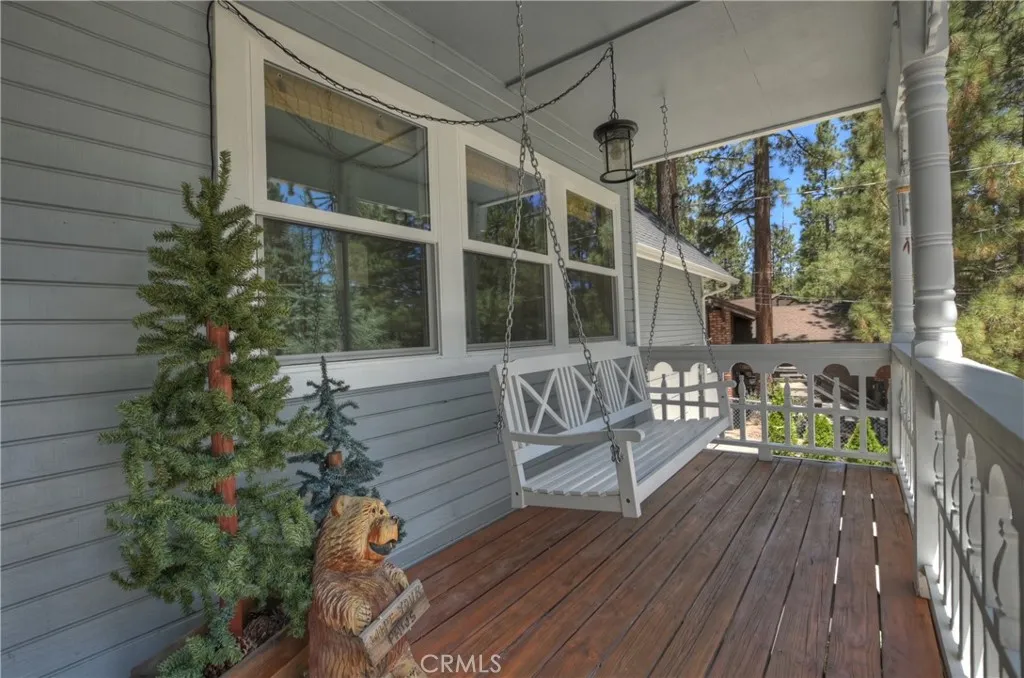 457 Woodside, Big Bear City, California 92314 home-pic-25