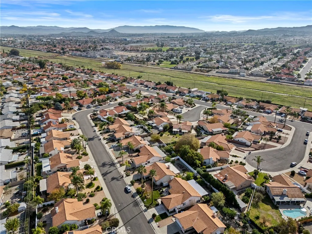 26573 Braddock Road, Menifee, California 92586 home-pic-28