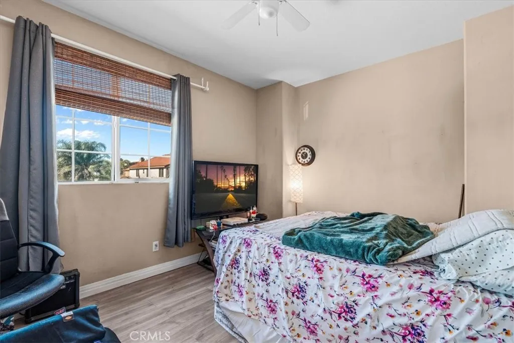 7056 Calina, Eastvale, California 92880 home-pic-33