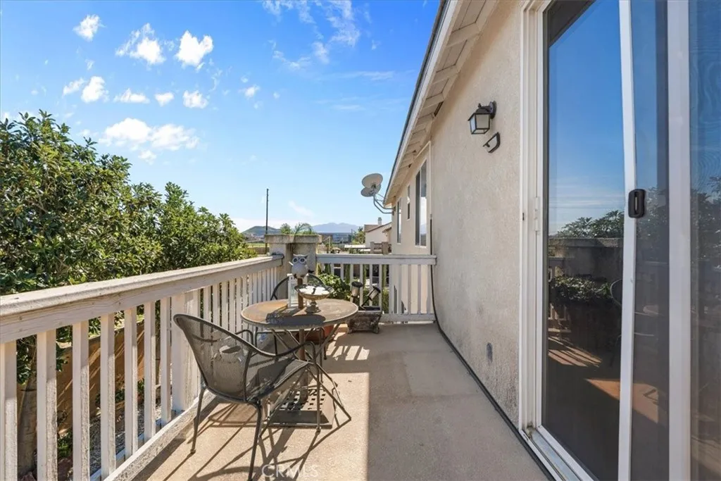 7056 Calina, Eastvale, California 92880 home-pic-26