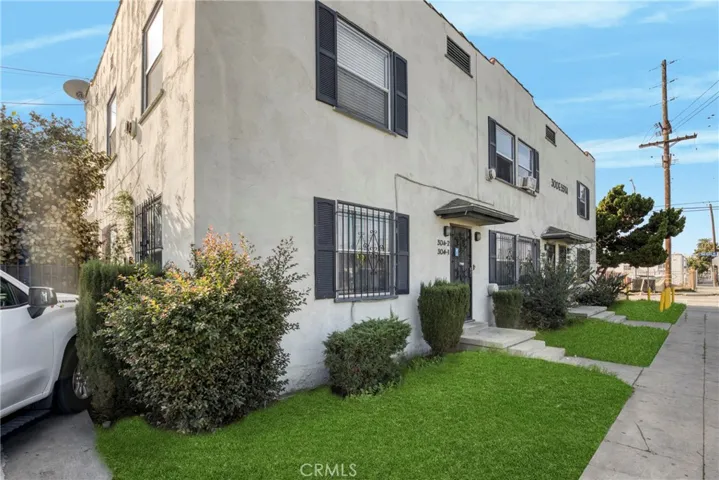 300 E 55th Street, Los Angeles, California 90011