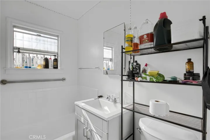 300 E 55th Street, Los Angeles, California 90011