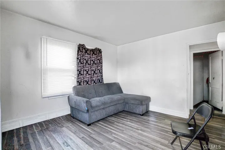 300 E 55th Street, Los Angeles, California 90011