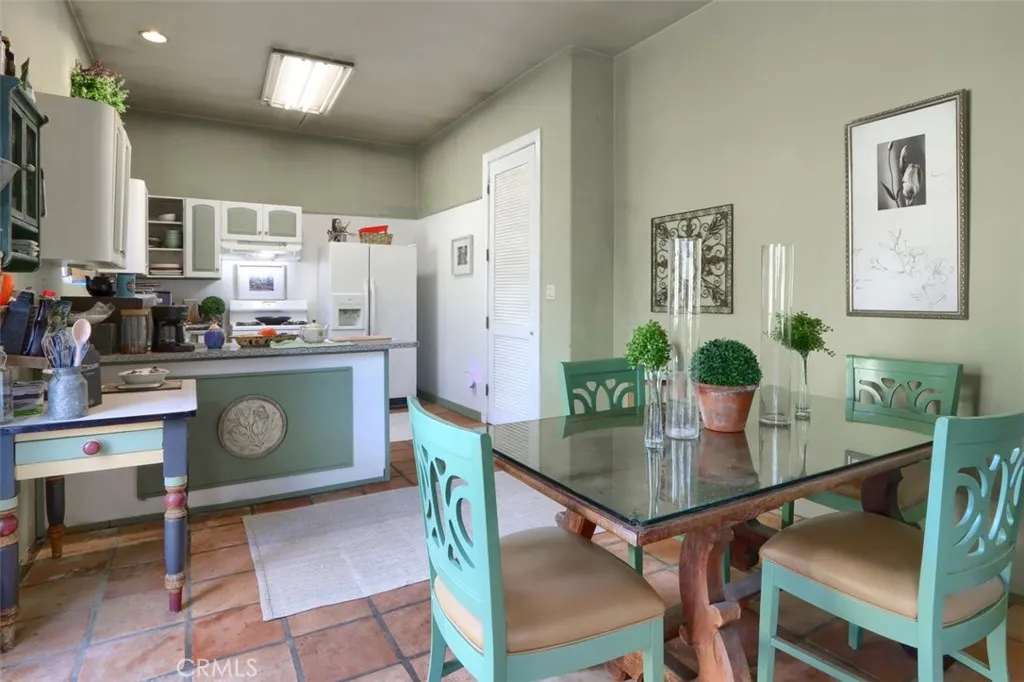 dining - kitchen