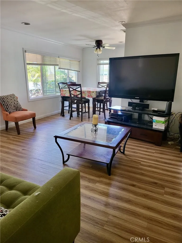 644 S California, West Covina, California 91790 home-pic-3