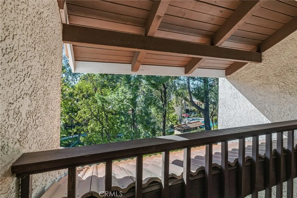 9502 Via Salerno, Burbank, California 91504 home-pic-20